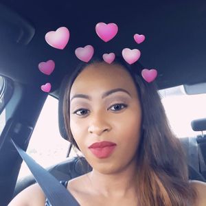 Meet your Posher, Desiree